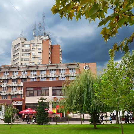 Hotel Gorj Târgu Jiu Esterno foto