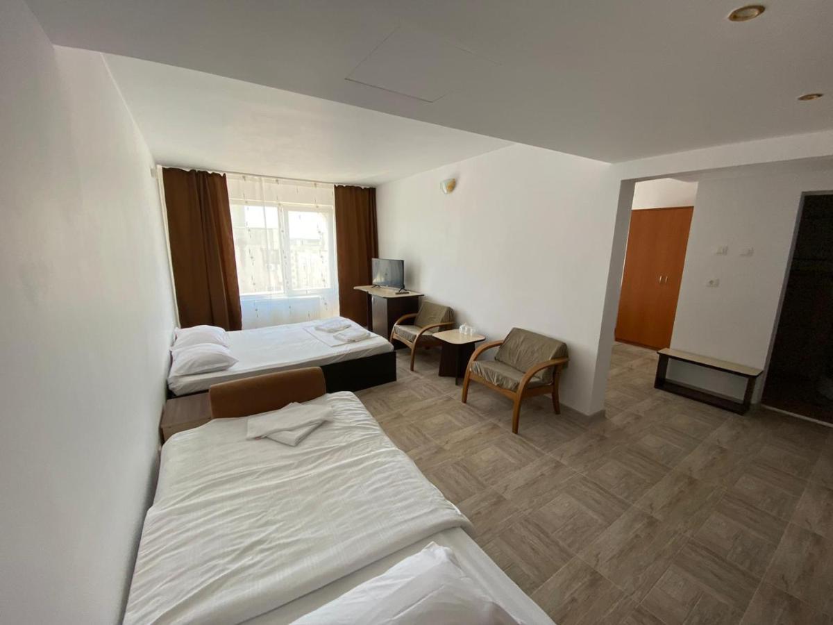Hotel Gorj Târgu Jiu Esterno foto