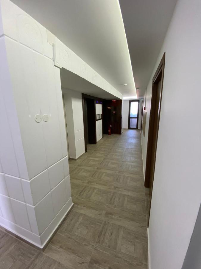 Hotel Gorj Târgu Jiu Esterno foto